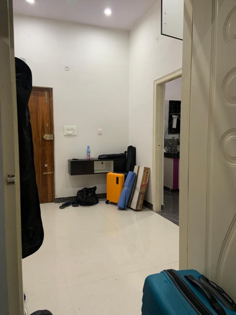 https://s3.ap-south-1.amazonaws.com/fmr.prod.media/znlrq-1660683678067-00854