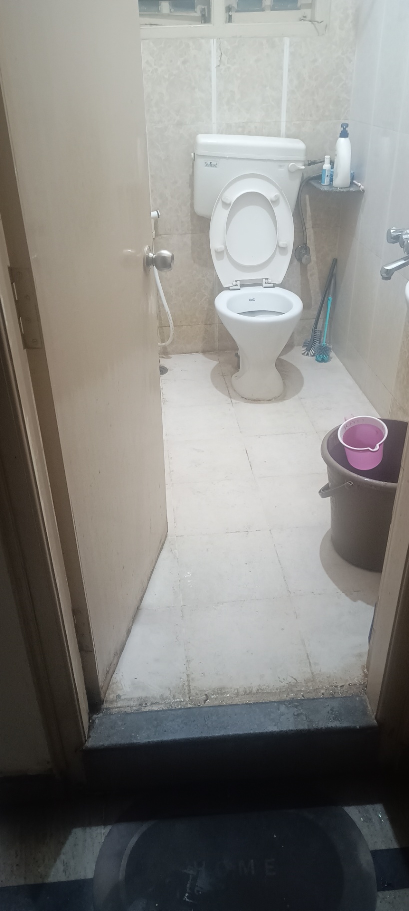 https://s3.ap-south-1.amazonaws.com/fmr.prod.media/znxpy-1732714299951-75385