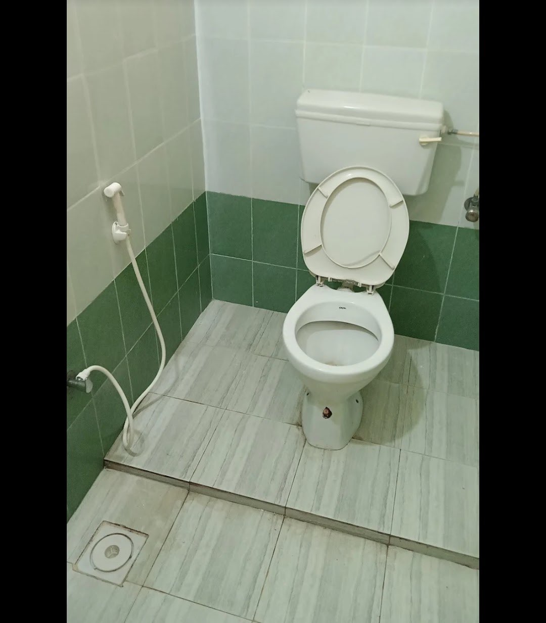 https://s3.ap-south-1.amazonaws.com/fmr.prod.media/zsgbt-1757938130211-27534