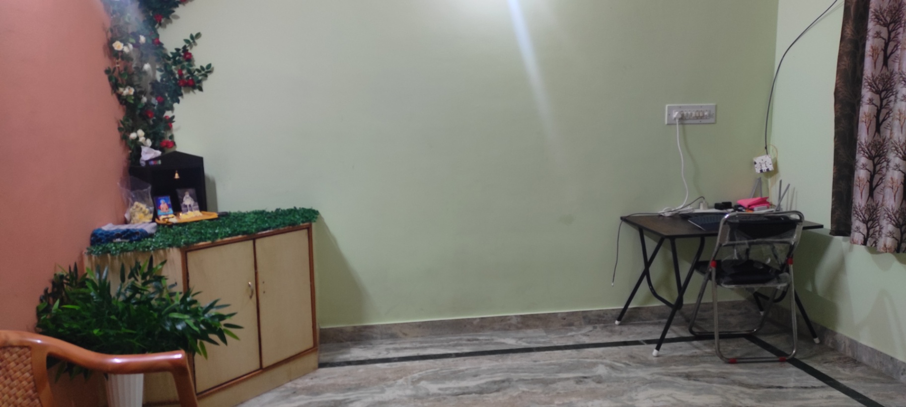 https://s3.ap-south-1.amazonaws.com/fmr.prod.media/zubeh-1741440815701-18033