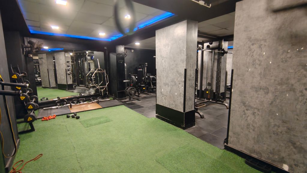 Weights and Bars Studio photo 6