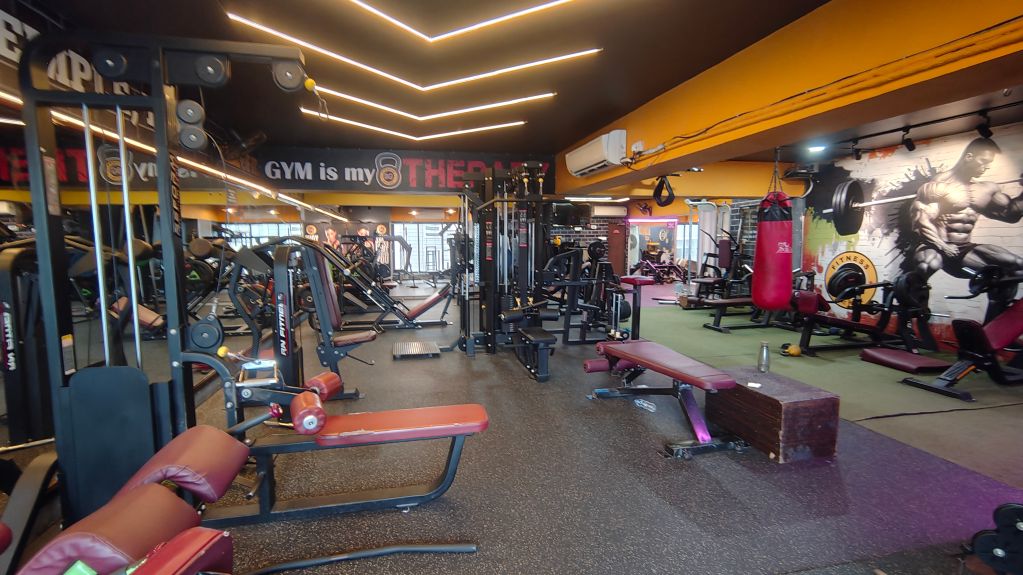 SG Fitness - Oshiwara photo 11