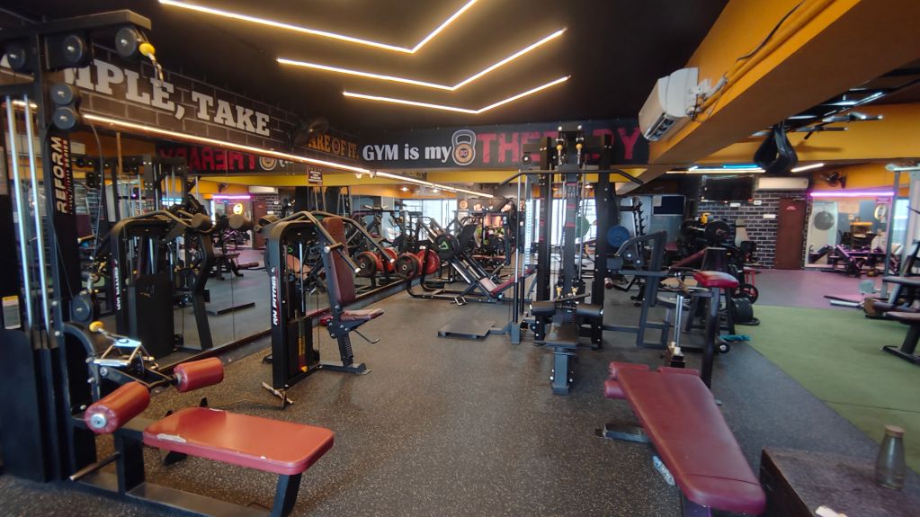 SG Fitness - Oshiwara photo 7