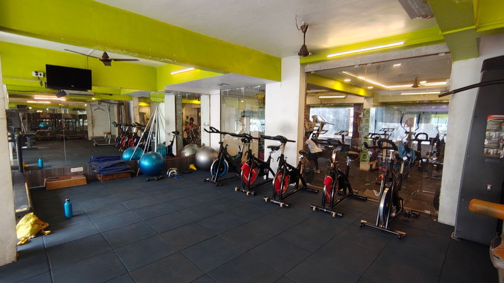 16 Hour Gym photo 6