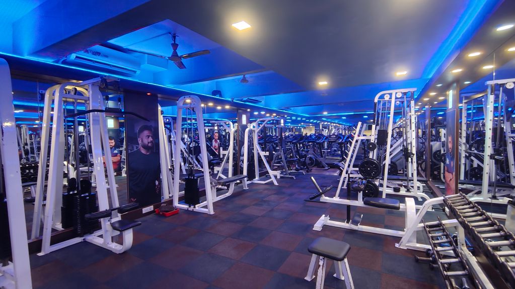 Mumbai Fitness Club photo 9
