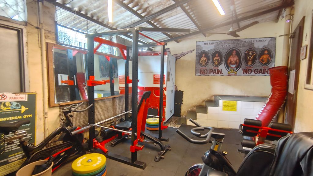 Iron Universal Gym photo 9