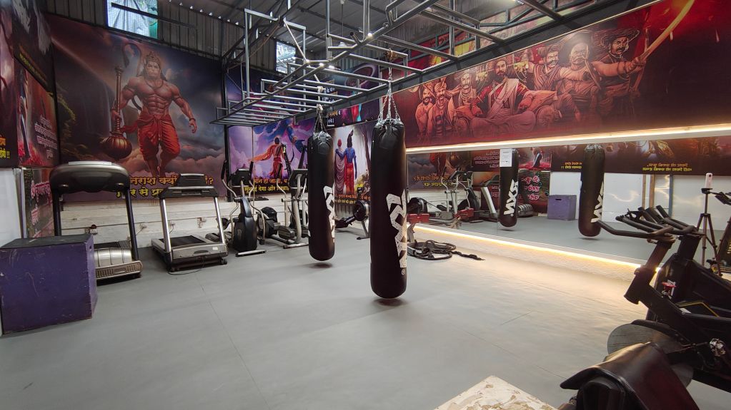 Kartik's Fitness World photo 5