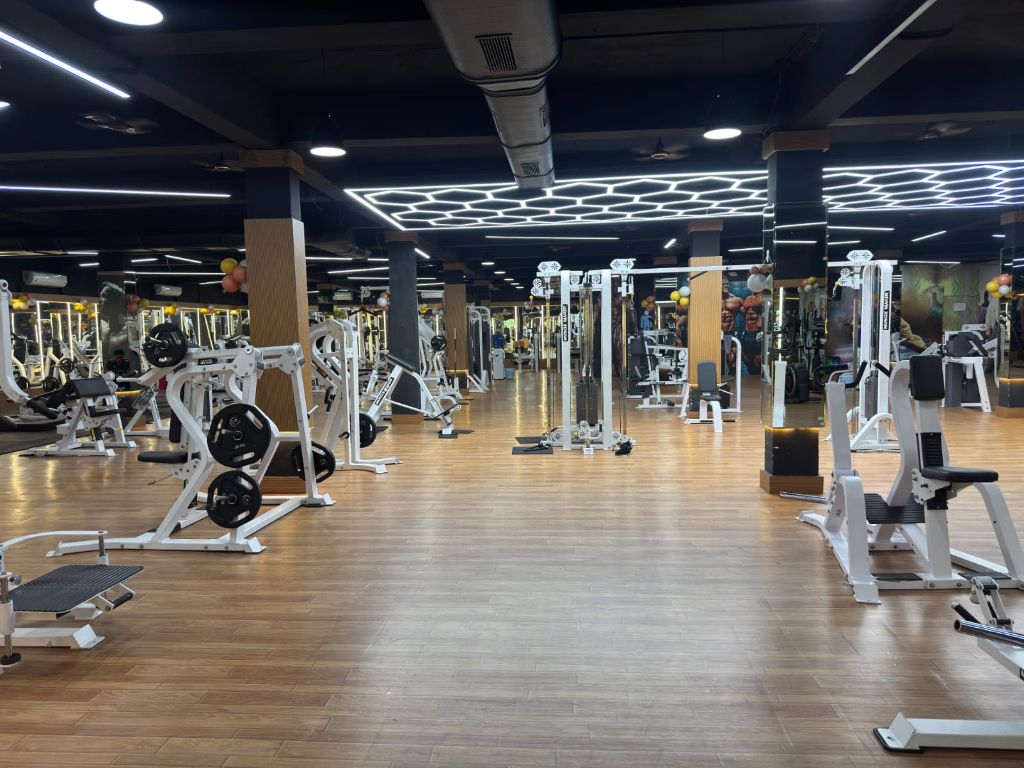 Fitness Hub - Saki Naka 24/7