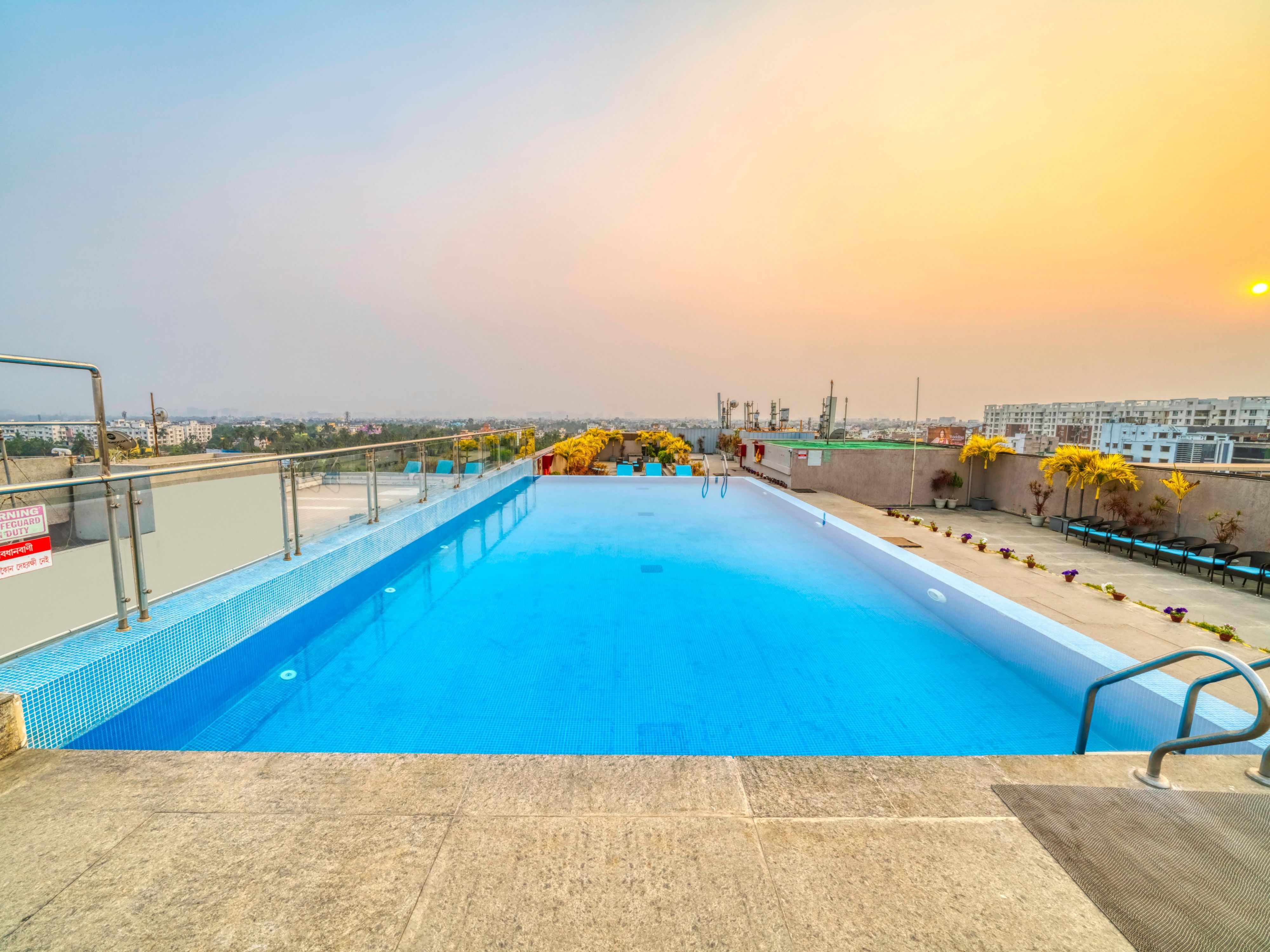 Holiday Inn Chinar Park