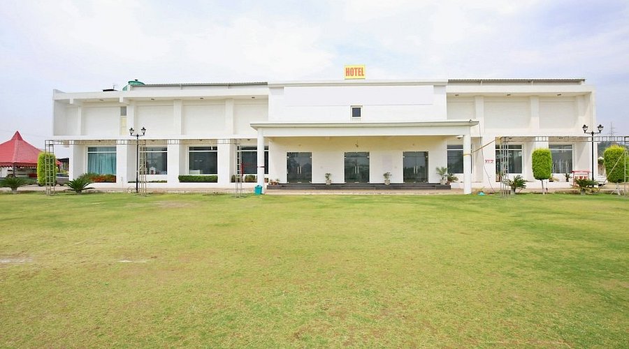 Nimantran Resort