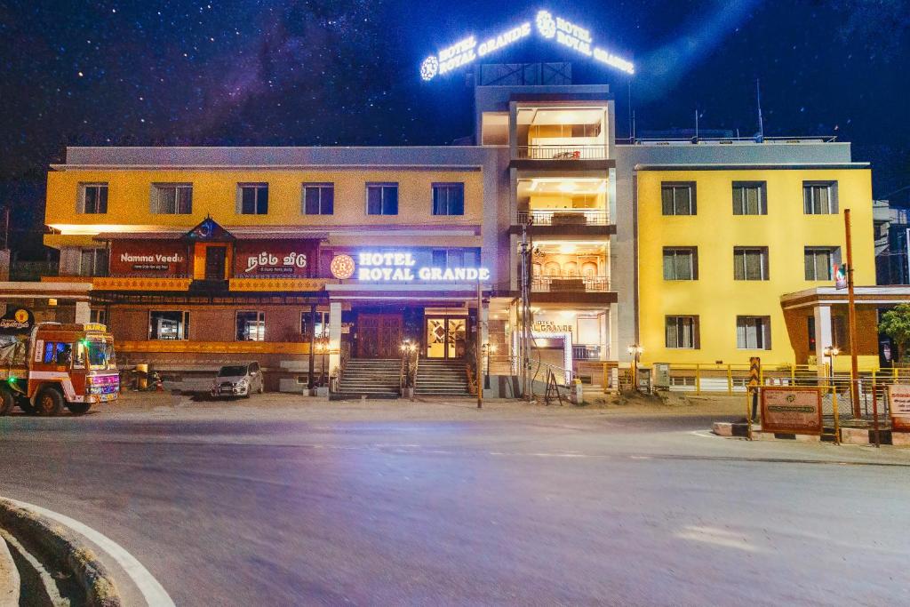 HOTEL ROYAL GRANDE in Vellore