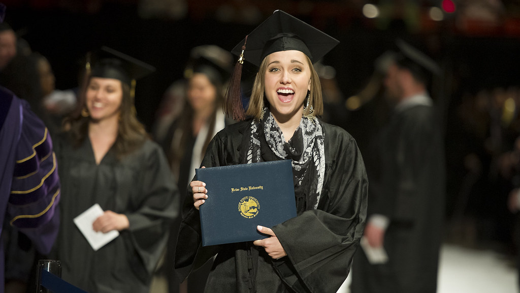 Steven L Young Memorial Scholarship