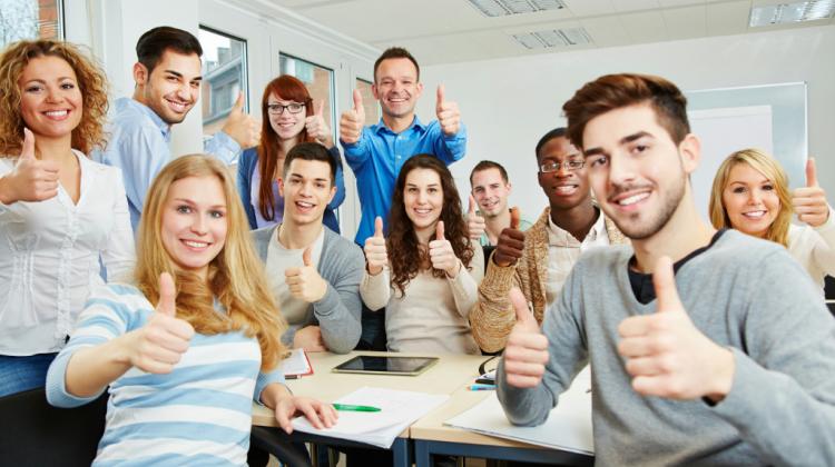 10000 Euro Bachelor International Scholarship Program