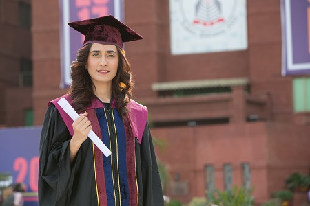 Merit Scholarships by Faculty of Law