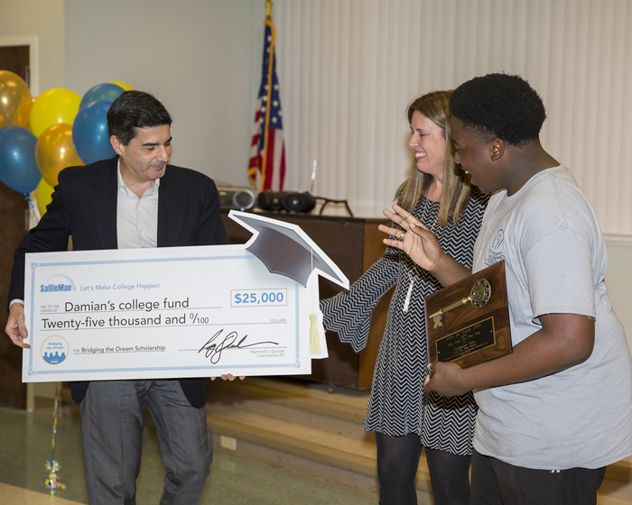 Bridging the Dream Scholarship for Graduate Students