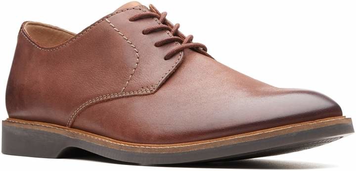 clarks atticus plain toe derby