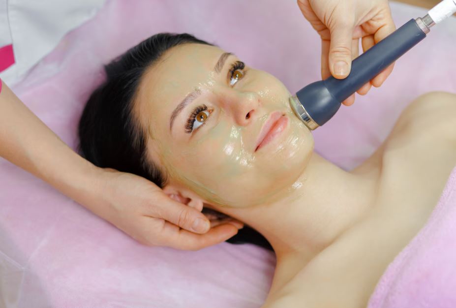 🌸Maxglow Facial🌸