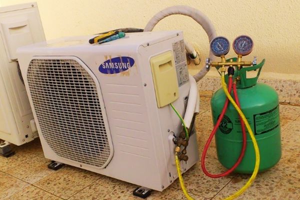 AC Gas Check‑Up & Refill