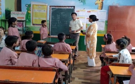 शिक्षकों की लापरवाही से विद्यार्थियों का भविष्य बर्बाद:शासकीय नवीन हाईस्कूल बिछुआ जागीर में 10वीं क्लास में 43 में से 40 स्टूडेंट्स फेल