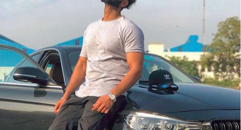 'Gaal Nahin Kadni' singer attacked; 2 claim responsibility 'Gaal Nahin Kadni' singer attacked; 2 claim responsibility