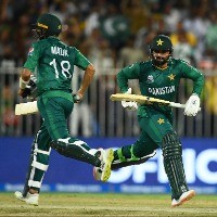 Pakistan overcome nerves to make it two in two 