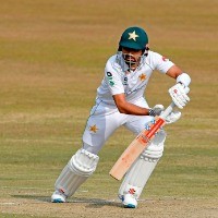 Inzamam-ul-Haq wants Babar Azam to score big and set an example for other batsmen