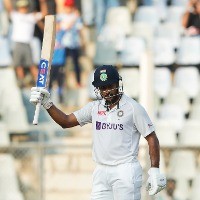 Mayank's fourth Test ton sails India to safety