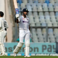 Mayank registers his 4th ton at home after Kohli suffers 6th duck as a captain at home