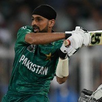 I have self-obsession of seeing myself fit when I look in the mirror: Malik