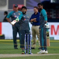 Australia brush up power-hitting skills, Pakistan sweat over Rizwan, Malik's fitness