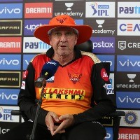 Have to give DC bowlers credit, they bowled well - Bayliss