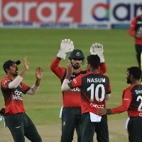 Bangladesh strangle Australia in middle-overs to clinch series 3-0