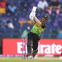 Langer comes out in support of Warner over 'unsportsmanlike' behaviour