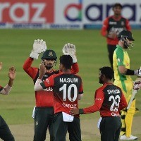 Bangladesh fold Australia for 62: As it happened 