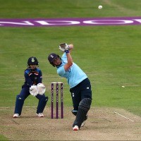 Clinical England deflate India in the opening ODI