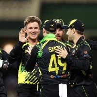 Australian bowlers helps them take a 1-0 series lead