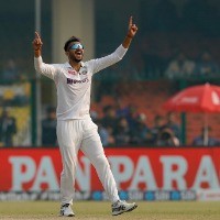 New Zealand crumble against spin as India take control in Kanpur