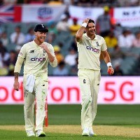Michael Vaughan wants to see England 'get nasty' against Australia in MCG Test