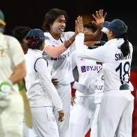 Indian bowlers dominating Australian batters at home huge positive: Mandhana