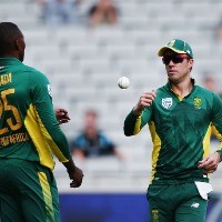 Graeme Smith, AB de Villiers accused of engaging in racially 'prejudicial conduct'