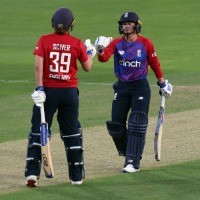 Wyatt outshines Mandhana and powers England to series win
