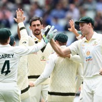 Australia dominate Boxing Day as England batters fail again