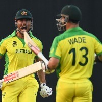 Australia clinch 2 points in low-scoring contest: As it happened 