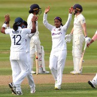 Sneh Rana in sight of a record and difficulties of batting second