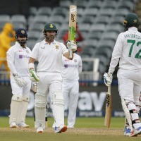 500 minutes of Dean Elgar at the Wanderers 