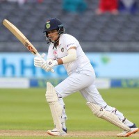 Shafali and Mithali hold key as India look to bat long on final day