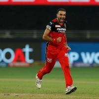 Harshal, Chahal expose Mumbai’s fragile batting