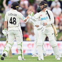 Latham, Conway headline New Zealand's dominant day in Christchurch
