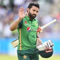 Pakistan beat West Indies by 7 wickets to sweep series