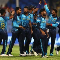 High-flying Sri Lanka take on stuttering Bangladesh